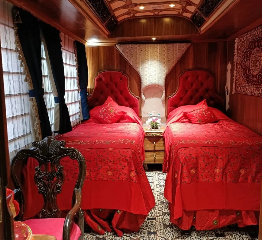 Palace on wheels Cabins